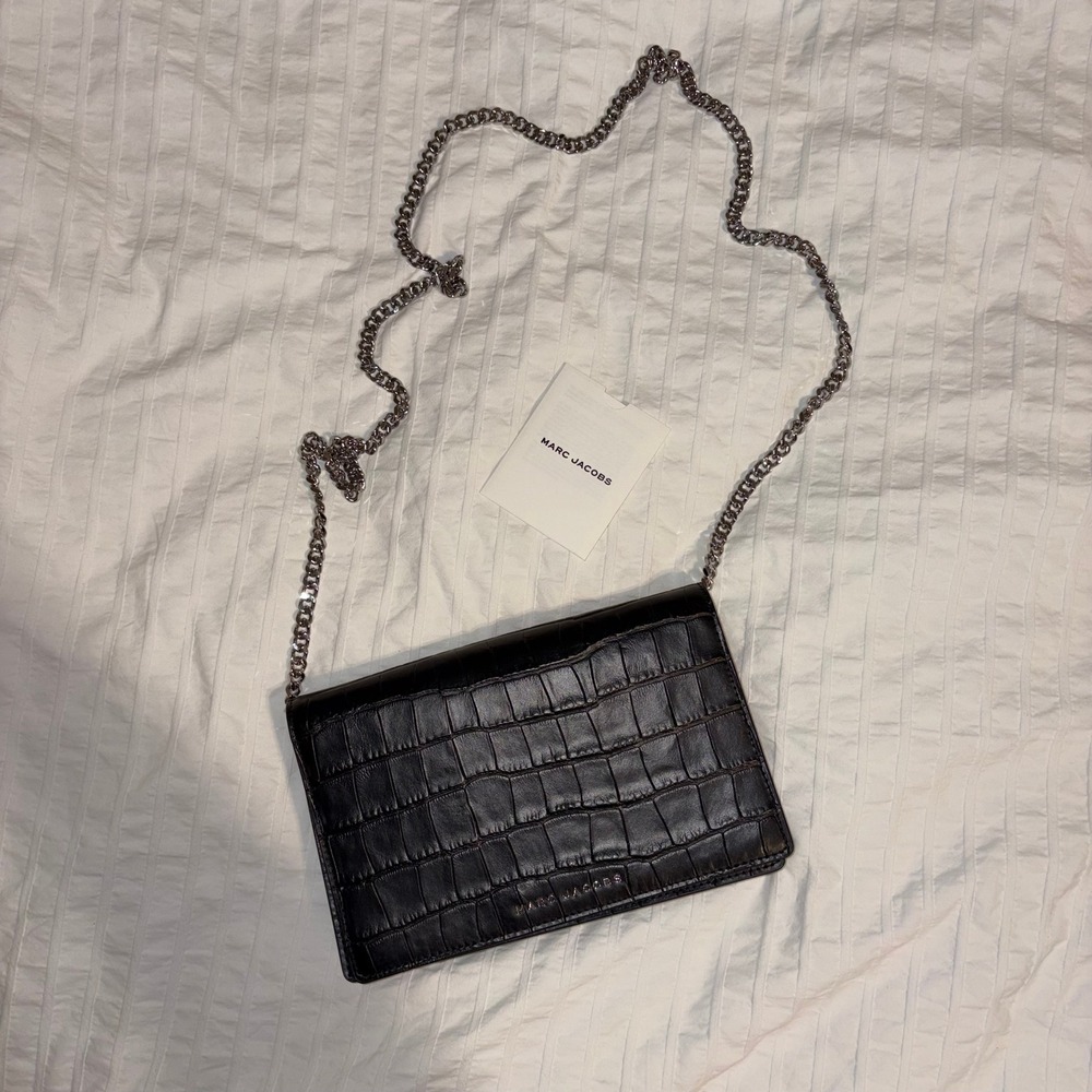 Marc Jacobs Wallet on Chain Womens Black Croc Embossed Leather Crossbody Bag